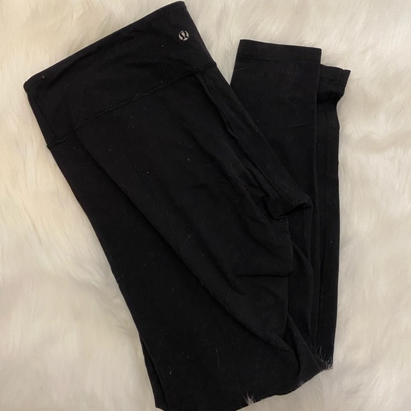 lululemon athletica Pants - Lululemon wunder under leggings!